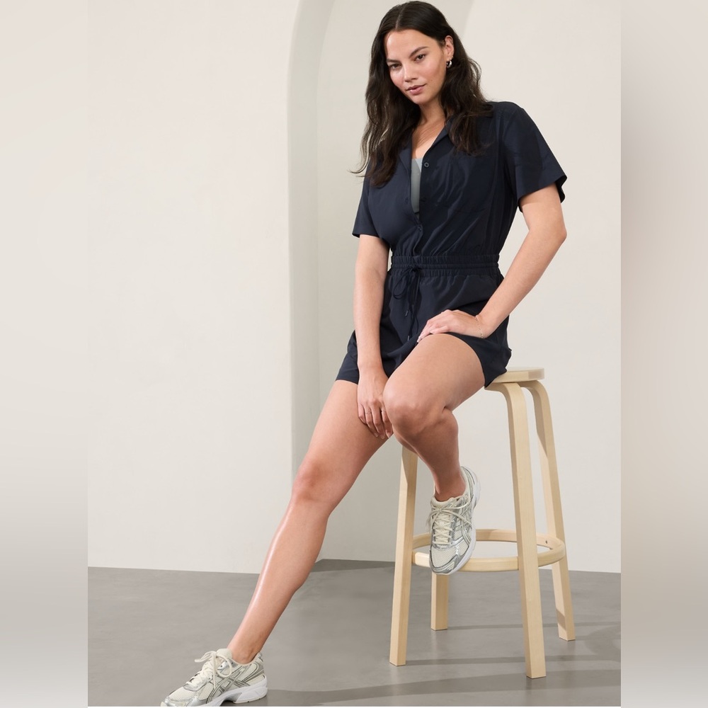 ✨ NWT Athleta Avenue Romper in Navy (Size SP) - Picture 6 of 9